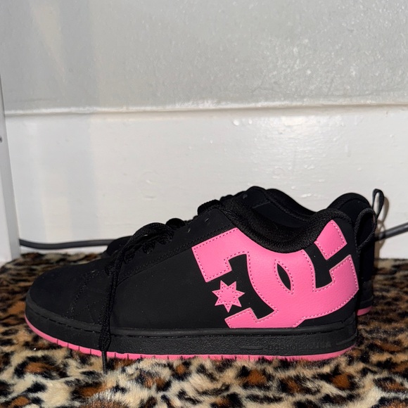 DC Black Sneakers with Pink Logo - Picture 1 of 5